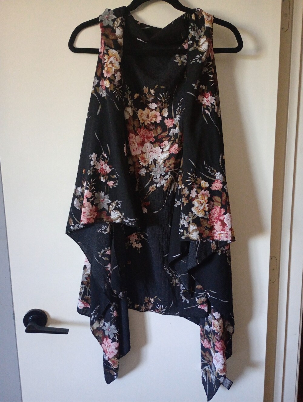 Floral Black Sleeveless Scarf Vest